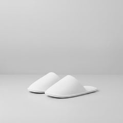 Eldobható szállodai fehér papucsok