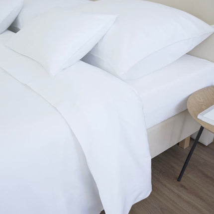 Fehér szatén ágyneműhuzat garnitúra 100% pamut - cipzáras - 3 db-os szett - 130 g/m2