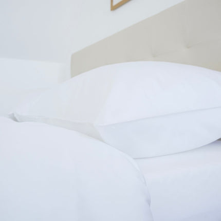 Fehér szatén ágyneműhuzat garnitúra 100% pamut - cipzáras - 2 db-os szett - 130 g/m2