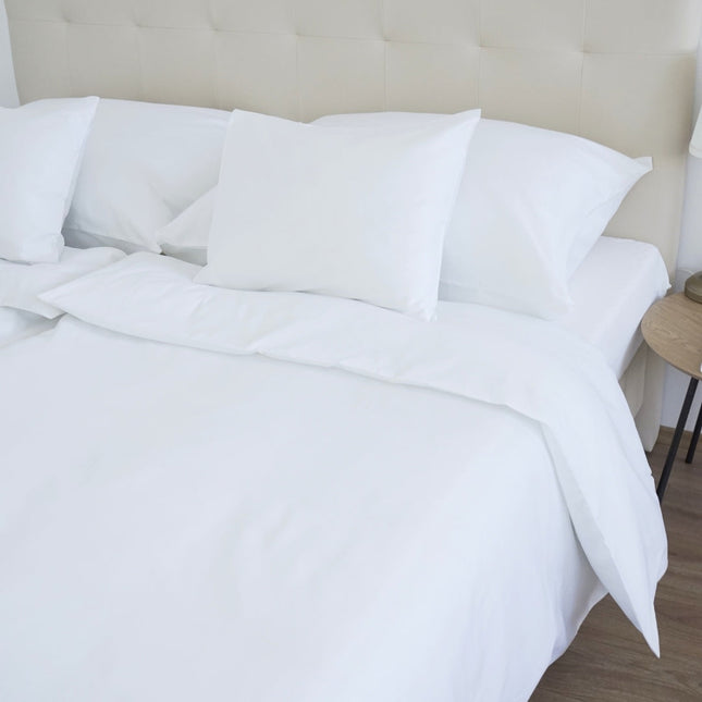 Fehér szatén ágyneműhuzat garnitúra 100% pamut - cipzáras - 3 db-os szett - 130 g/m2