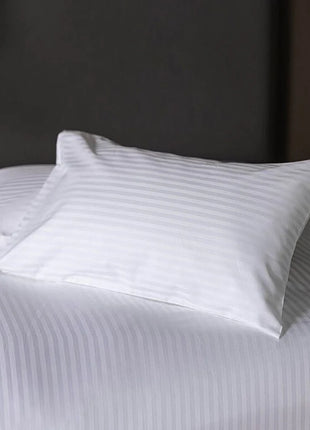 Szállodai 1 cm csíkos damaszt párna-, paplanhuzat – 100% Pamut - 140 gr/m2
