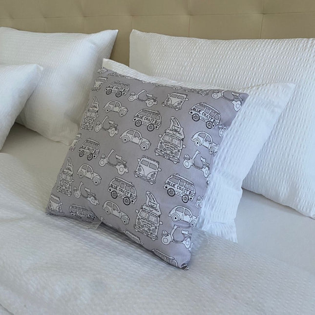Szürke autós kispárna - 40x40 cm