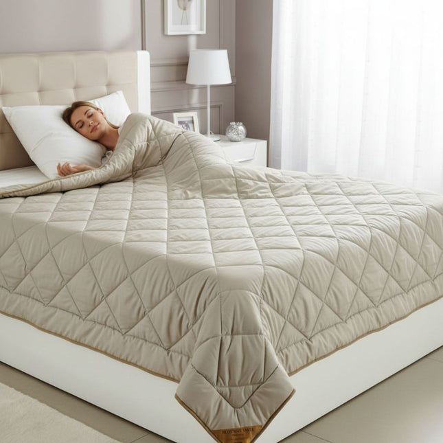 Álomszép - Gyapjú 4 évszak paplan - szegőszalaggal díszített - 140x200 cm