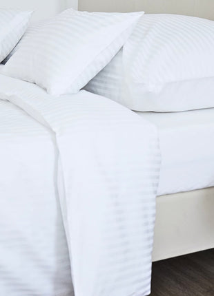 Hotel damaszt szatén csíkos ágyneműhuzat garnitúra – 100% pamut – 10 mm csíkozás - 140 g/m²