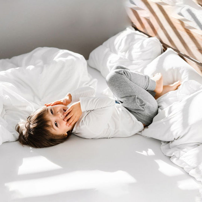 Gyerek fehér gumis lepedő - 135 g/m2