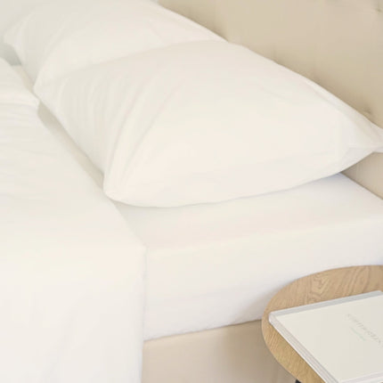 Hotel pamutvászon ágyneműhuzat - 50% Pamut - 50% PE - áthajtós -  2 db-os szett - 142 gr/m2 - csomagos