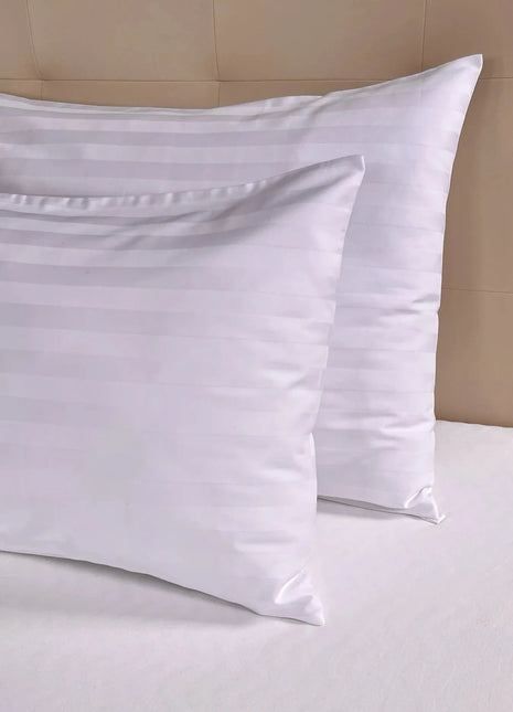 Hotel Damaszt Szatén Ágyneműhuzat Garnitúra – 80% Pamut – 20% PE – 20 mm – 140 g/m²