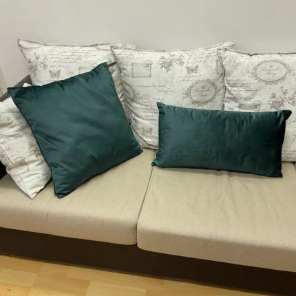 Mohazöld bársony téglalap díszpárna - betéttel - 30x60 cm