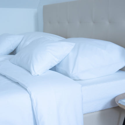 Hotel 100% pamutvászon ágyneműhuzat garnitúra - áthajtós - 3 db-os szett - 146 gr/m2 - csomagos