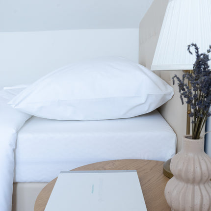 Hotel 100% pamutvászon ágyneműhuzat garnitúra - áthajtós - 2 db-os szett - 146 gr/m2 - csomagos