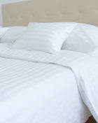 Hotel damaszt szatén csíkos paplanhuzat – 100% pamut – 20 mm csíkozás - 140 g/m²