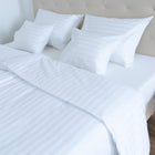 Hotel damaszt 2 cm csíkos ágyneműhuzat garnitúra 100% pamut - áthajtós - 3 db-os szett - 140 gr/m2