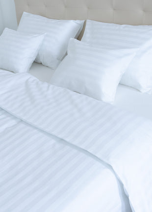 Hotel damaszt szatén csíkos ágyneműhuzat garnitúra – 100% pamut – 20 mm csíkozás - 140 g/m²
