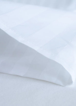 Hotel damaszt szatén csíkos paplanhuzat – 100% pamut – 20 mm csíkozás - 140 g/m²