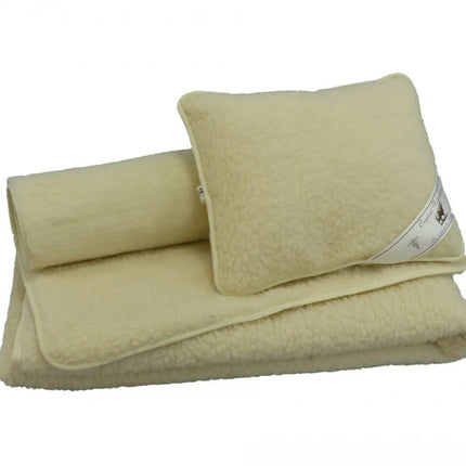 Kiskamasz gyapjú garnitúra - Euro 600 gr/m2