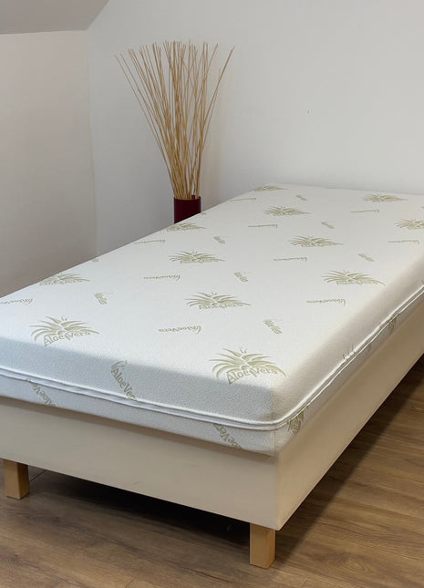 Matrachuzat cipzáras, levehető - Aloe Verával kezelt - 180 gr/m2