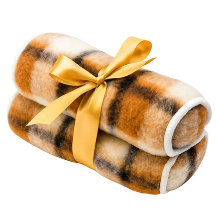 Kétoldalas barna kockás bárány gyapjú 2 db hengerpárna - szett