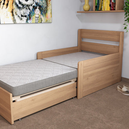 Sára összecsukható bükkfa fotel