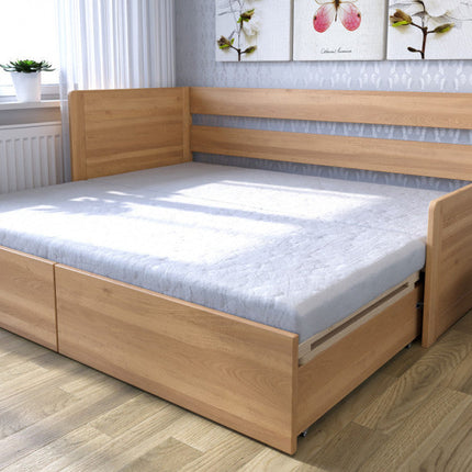 Sára bükk összecsukható ágy egy magas fejtámlával