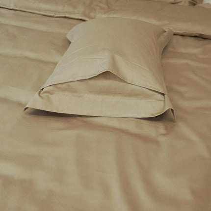 Dupla pamutszatén ágyneműhuzat garnitúra angol széllel - 5 db-os - Mogyoró - TC 250