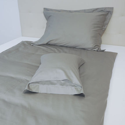 Dupla pamutszatén ágyneműhuzat garnitúra angol széllel - 5 db-os - Acél szürke - TC 250