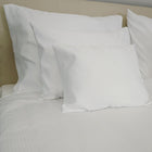 Elegáns csíkos poliészter szatén ágyneműhuzat - 100% PE - áthajtós - 2 db-os szett - 130 gr/m2 - csomagos