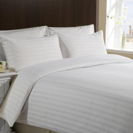 Szállodai damaszt csíkos paplanhuzat – 100% Pamut - áthajtós - 140 gr/m2 - csomagos