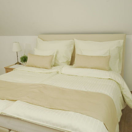 Pezsgő színű hotel csíkos ágyneműhuzat - 80% Pamut - 20% PE - áthajtós - 2 db-os szett - 150 gr/m2 - csomagos