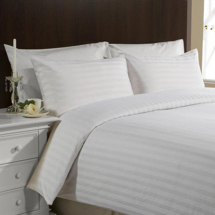 Szállodai damaszt csíkos párnahuzat – 50% Pamut - 50% PE - áthajtós - 150 gr/m2