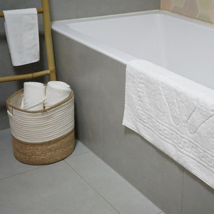 Kádkilépő - fehér tappancsos - 600 gr/m2 - csomagos