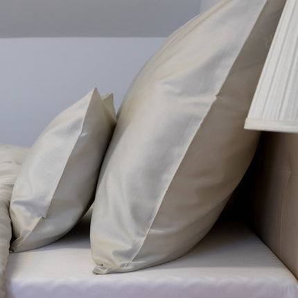 Bézs egyszínű szatén ágyneműhuzat garnitúra - TC 300