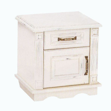 Vintage - Antikolt fenyő éjjeliszekrény