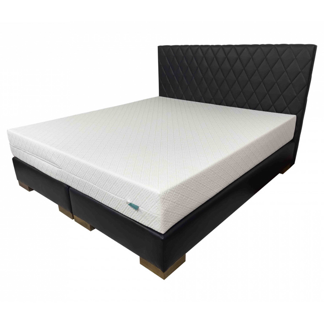 Comfort Medium - HR - Félkemény hideghab matrac (25 cm)